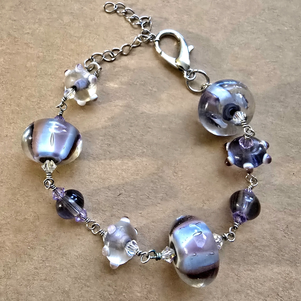 Elegant Silver and Purple Beaded Bracelet